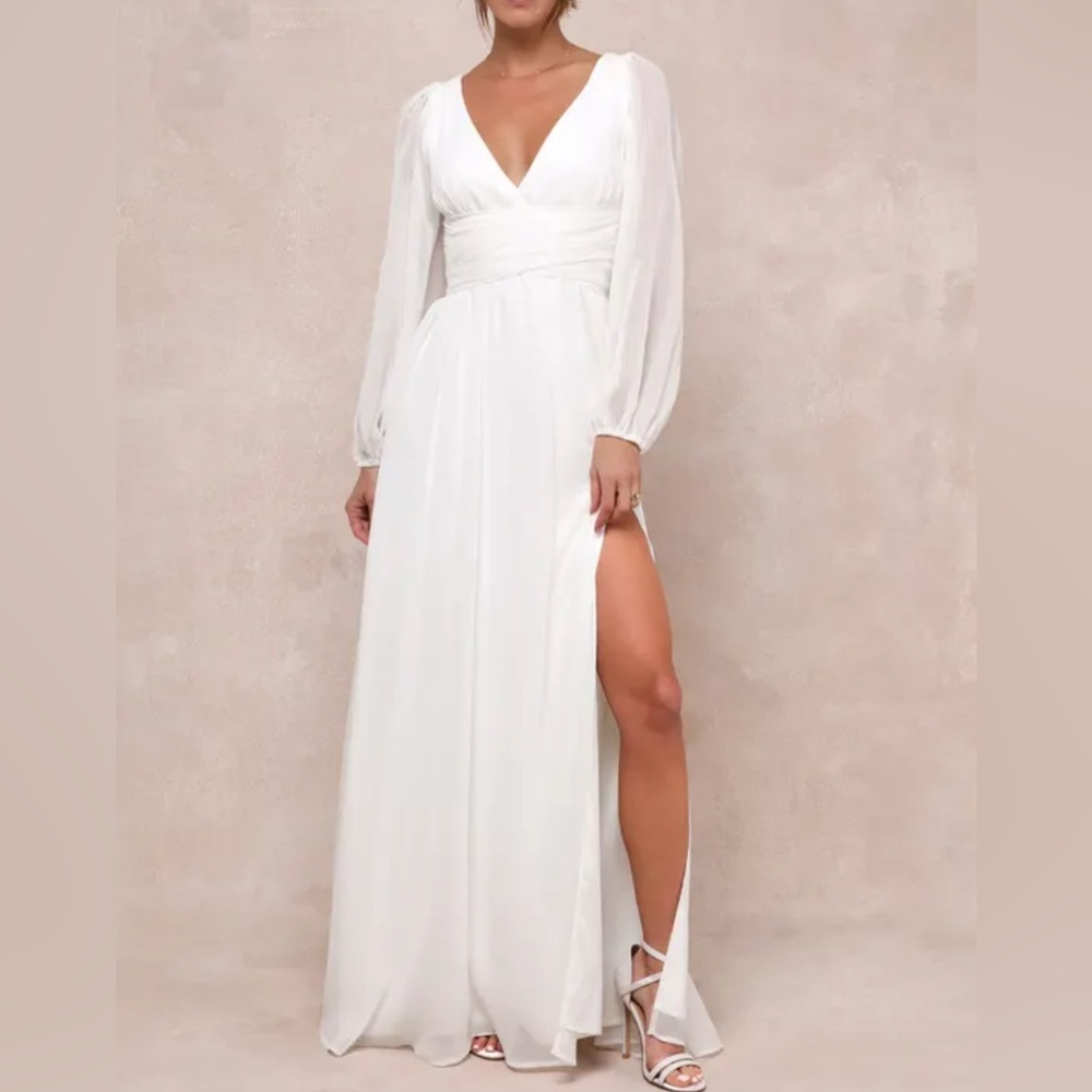 Lulu’s Enchant My Love White V-Neck Long Sleeve High Slit Wedding Gown